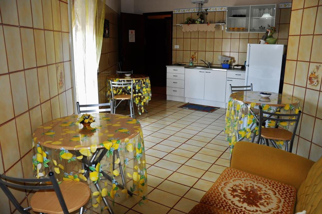 Hôtel L'Abbiocco à Avola Extérieur photo